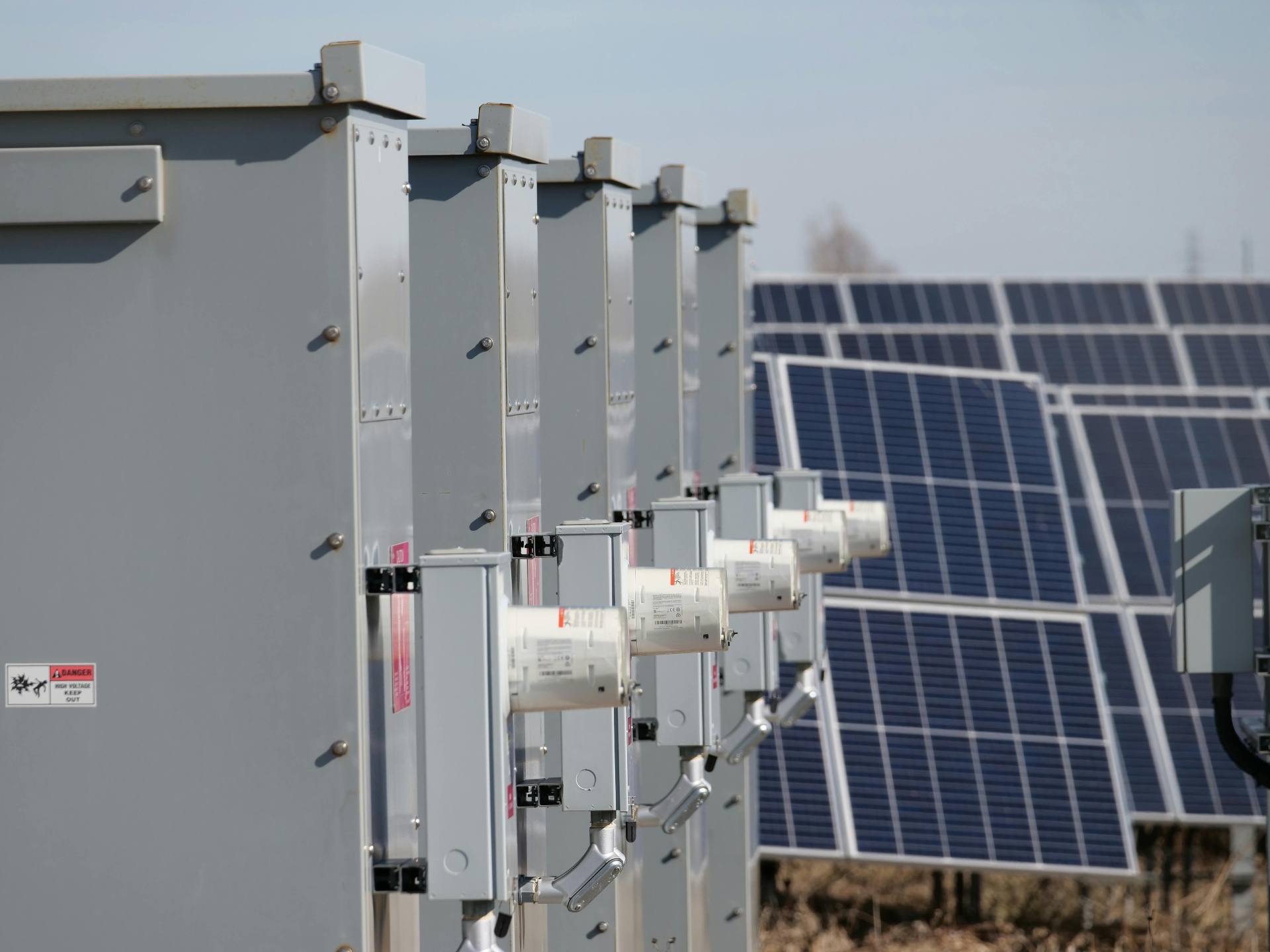 DC isolators and combiner boxes on a utility-scale array